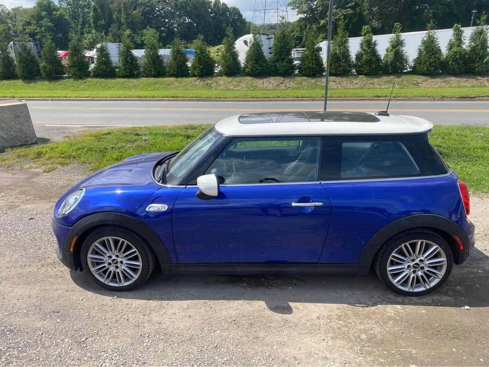 2020 Mini Mini 3rd Gen - Image 9 of 17