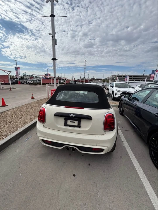 2020 Mini Mini 3rd Gen - Image 3 of 5