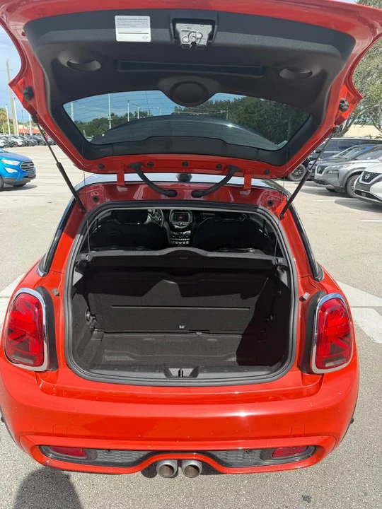 2020 Mini Mini 3rd Gen - Image 3 of 16