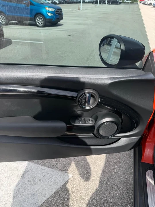 2020 Mini Mini 3rd Gen - Image 8 of 16