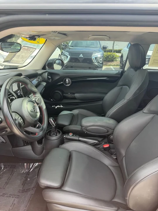 2020 Mini Mini 3rd Gen - Image 9 of 16