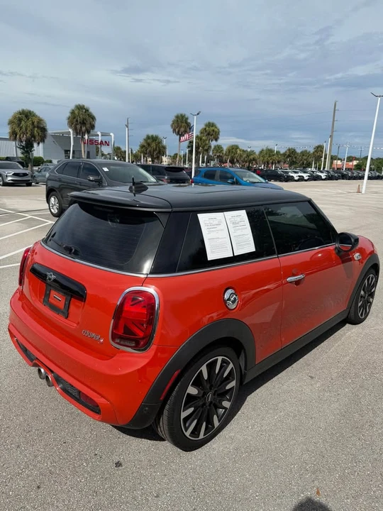 2020 Mini Mini 3rd Gen - Image 4 of 16