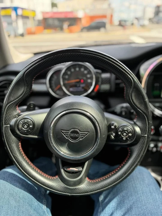 2020 Mini Mini 3rd Gen - Image 5 of 15