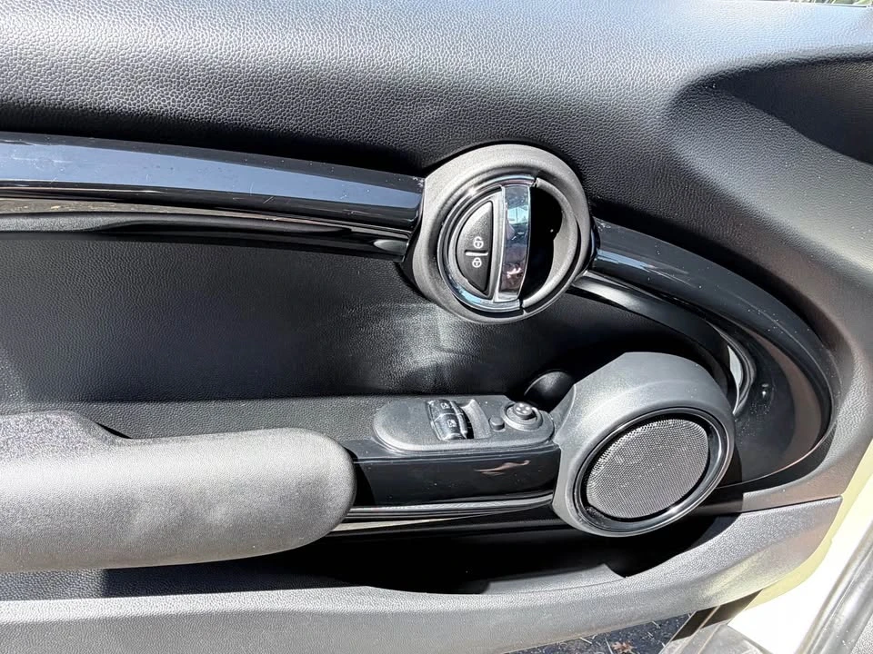 2020 Mini Mini 3rd Gen - Image 15 of 15