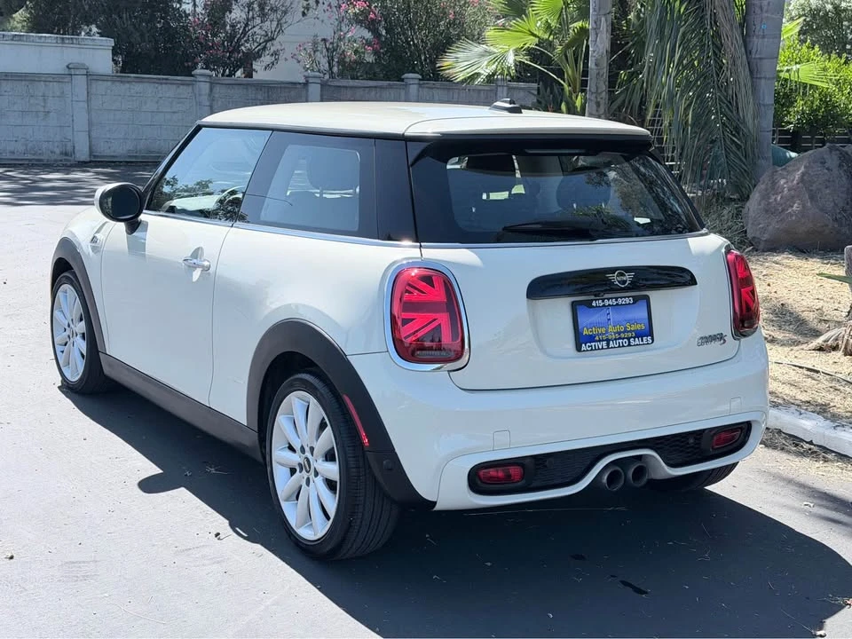 2020 Mini Mini 3rd Gen - Image 3 of 15