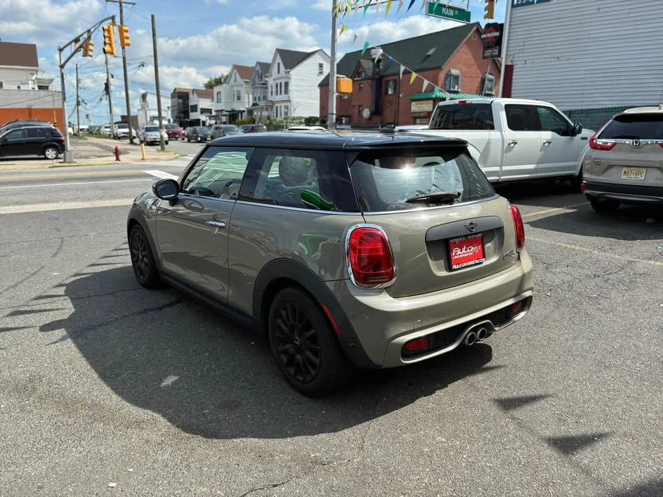 2020 Mini Mini 3rd Gen - Image 12 of 15