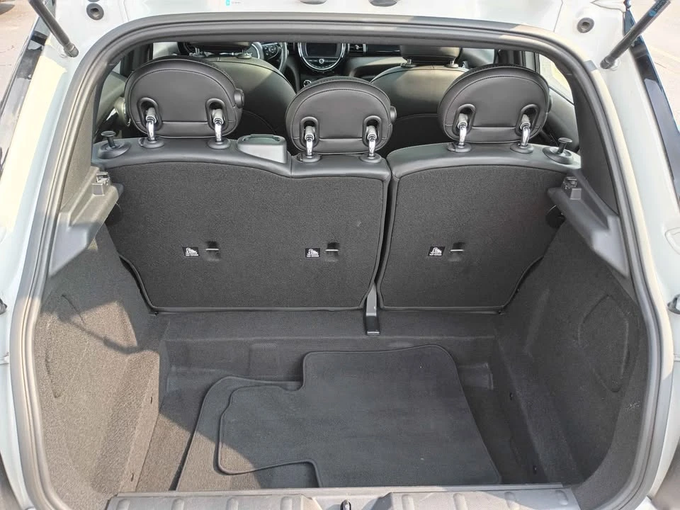 2020 Mini Mini 3rd Gen - Image 9 of 10