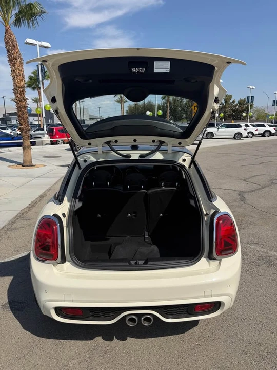 2020 Mini Mini 3rd Gen - Image 7 of 15