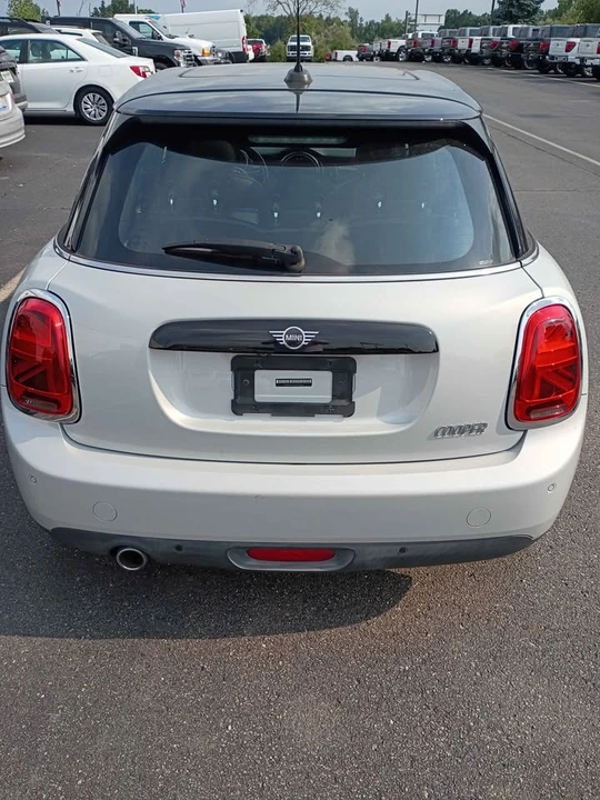 2020 Mini Mini 3rd Gen - Image 6 of 10