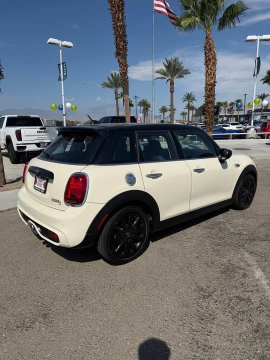 2020 Mini Mini 3rd Gen - Image 6 of 15