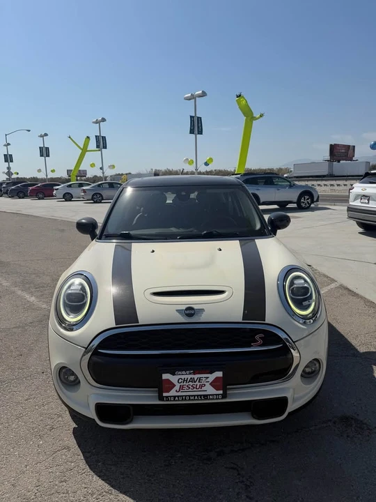 2020 Mini Mini 3rd Gen - Image 2 of 15