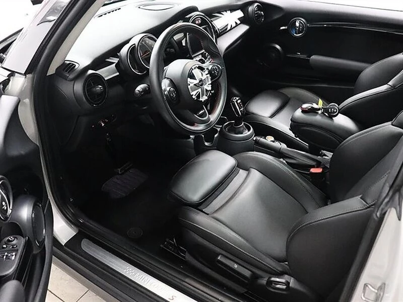 2020 Mini Mini Cooper S 3rd Gen - Image 9 of 20