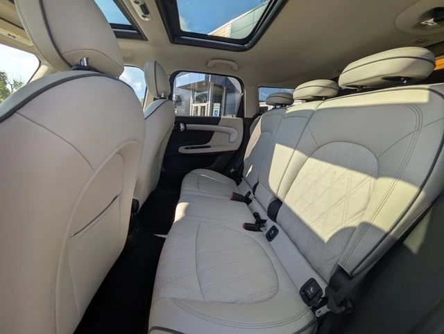 2020 Mini Countryman 2nd Gen - Image 14 of 20