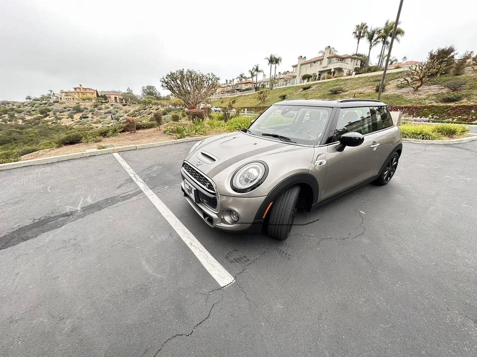 2020 Mini Mini Cooper S 3rd Gen - Image 3 of 19