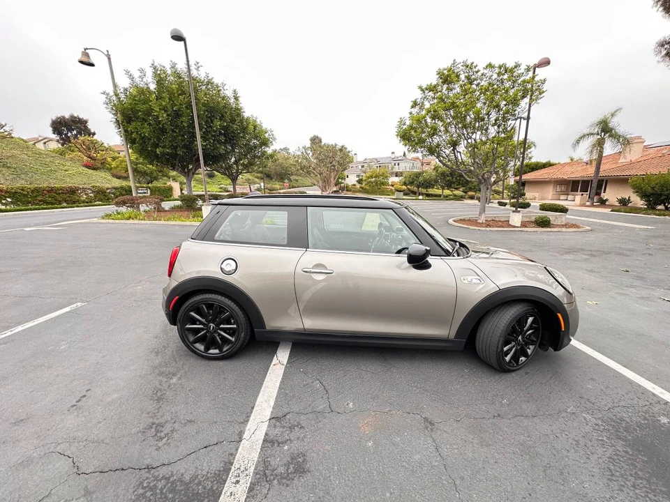 2020 Mini Mini Cooper S 3rd Gen - Image 7 of 19