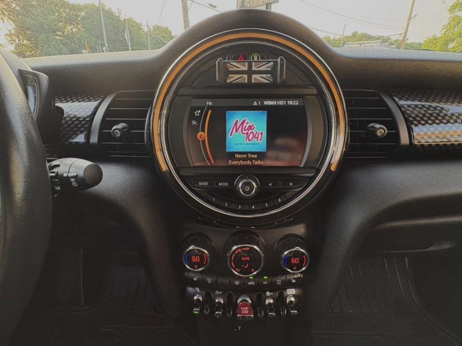 2020 Mini Mini Cooper S 3rd Gen - Image 15 of 20