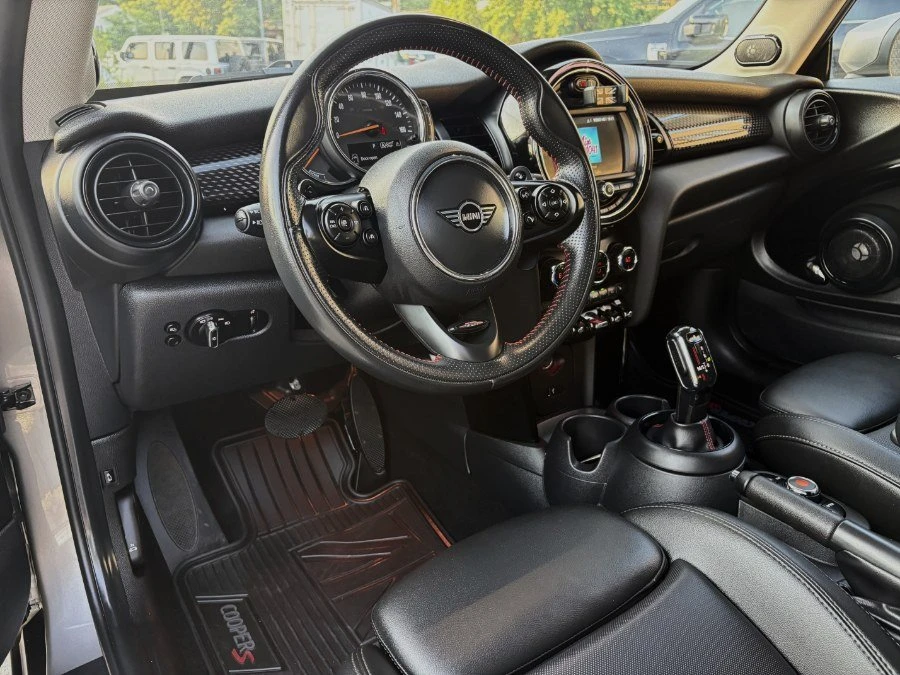 2020 Mini Mini Cooper S 3rd Gen - Image 9 of 20