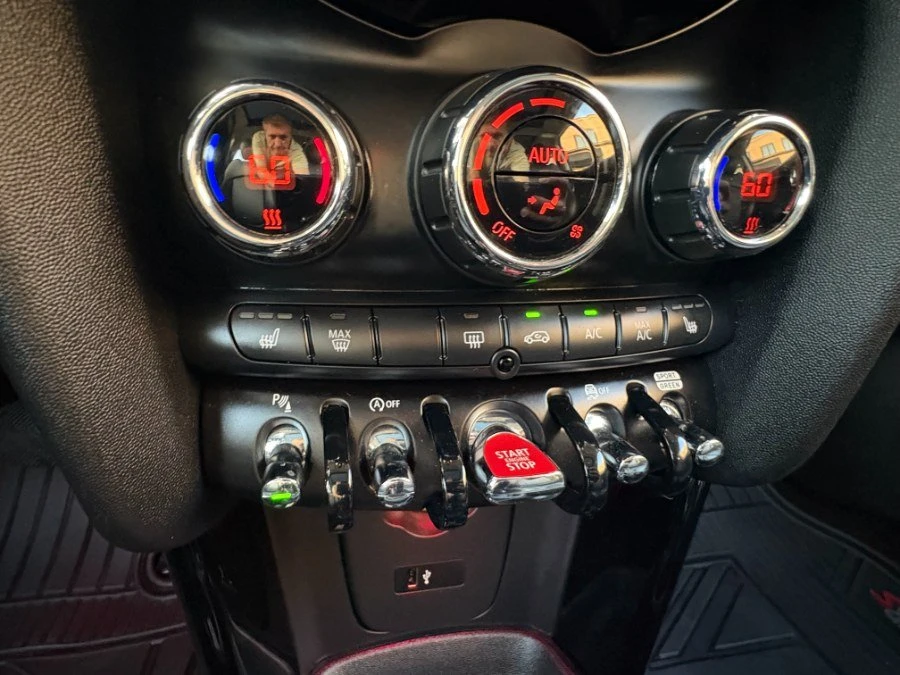 2020 Mini Mini Cooper S 3rd Gen - Image 12 of 16