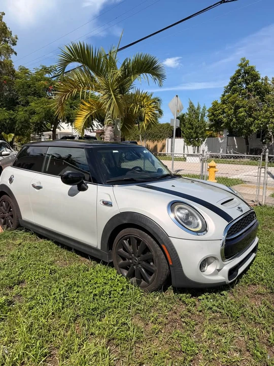 2020 Mini Mini Cooper S 3rd Gen - Image 2 of 5