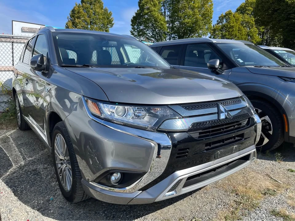 2020 Mitsubishi Outlander - Image 4 of 7