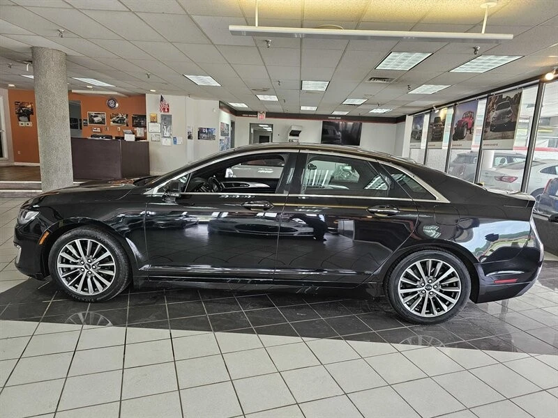 2020 Lincoln MKZ - Image 2 of 4