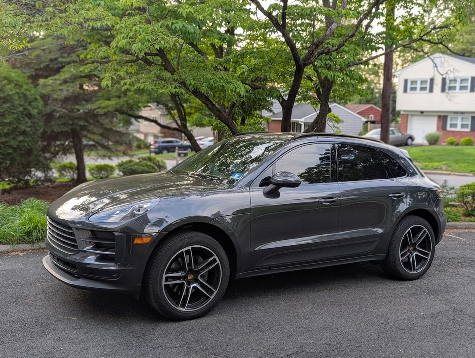 2020 Porsche Macan - Image 2 of 8