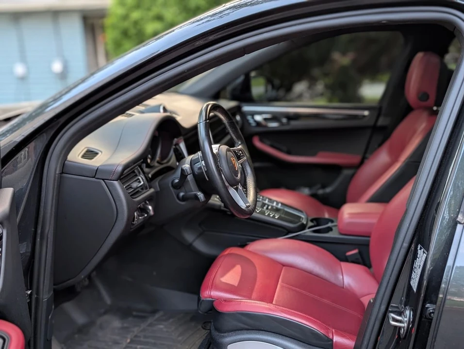 2020 Porsche Macan - Image 4 of 8