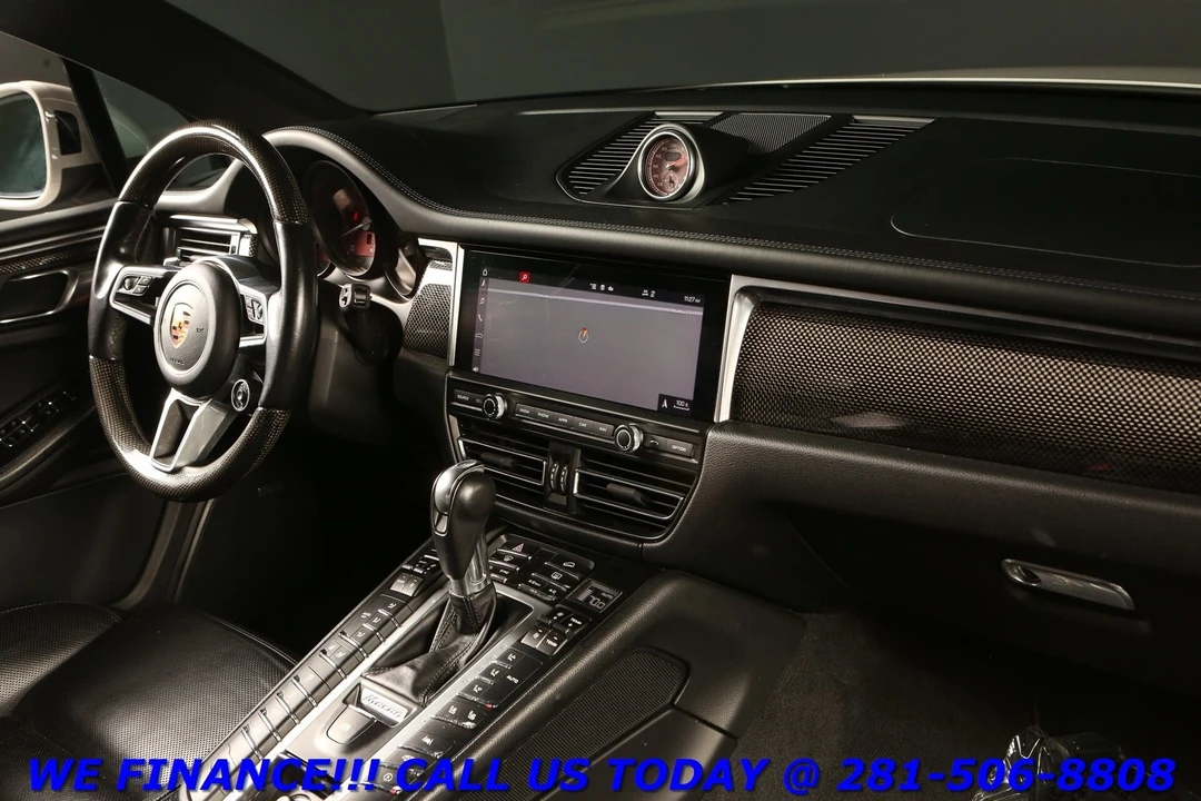 2020 Porsche Macan GTS - Image 19 of 21