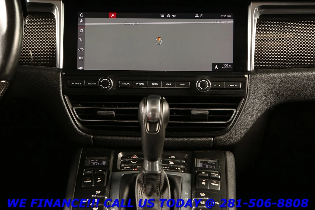 2020 Porsche Macan GTS - Image 16 of 21