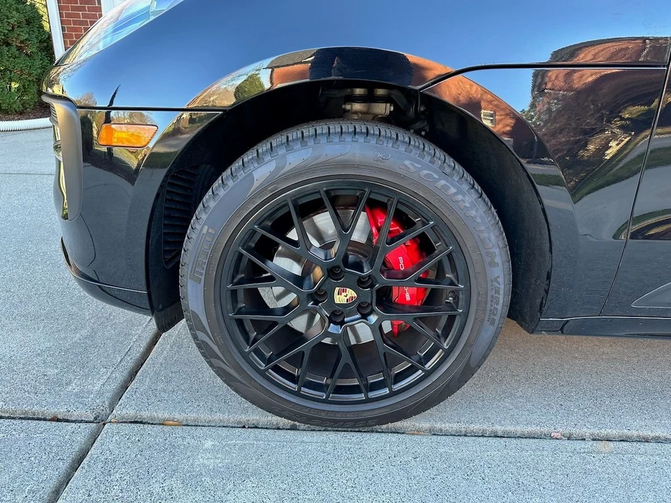 2020 Porsche Macan GTS - Image 16 of 20