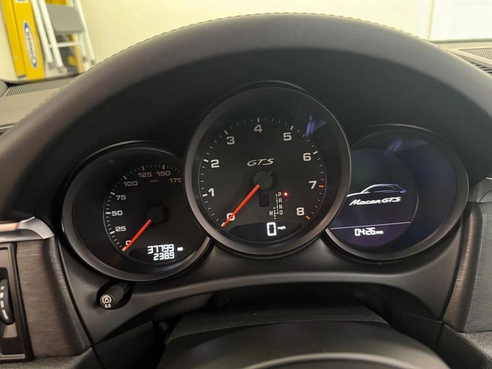 2020 Porsche Macan GTS - Image 9 of 16