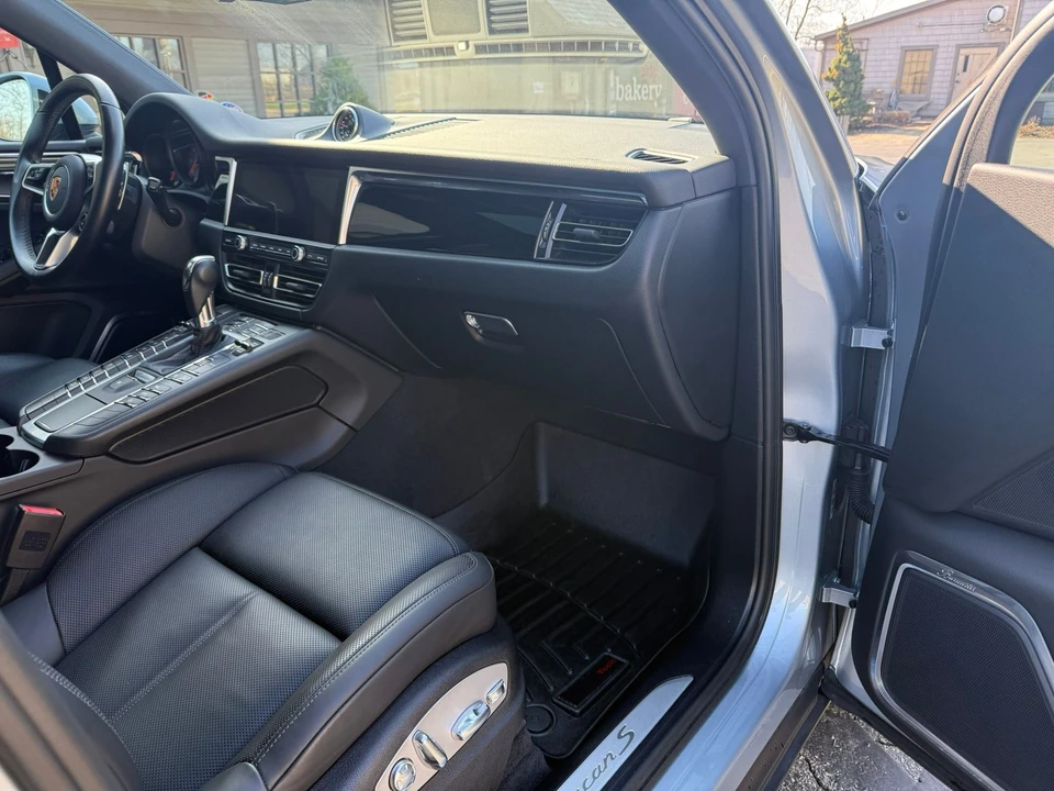 2020 Porsche Macan S - Image 13 of 26