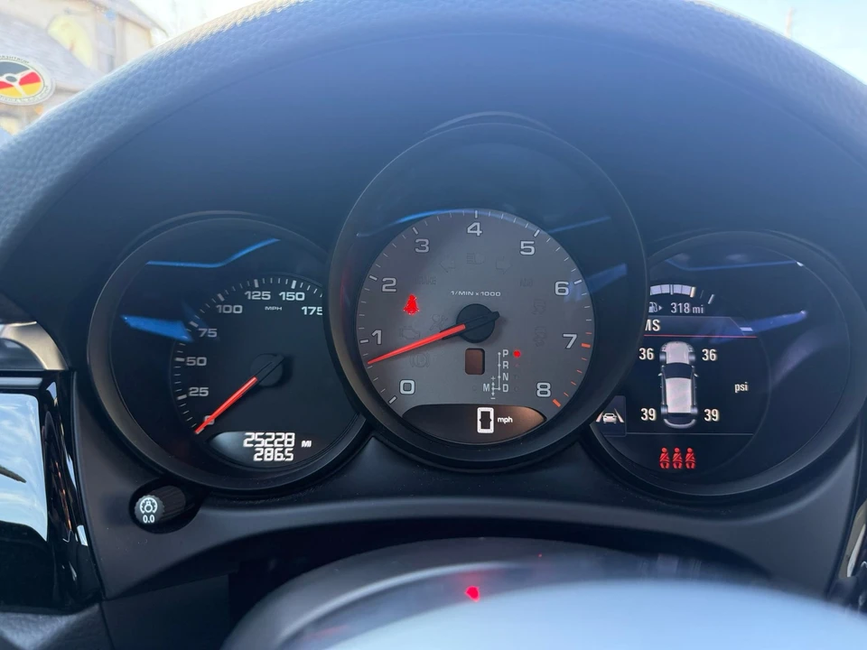 2020 Porsche Macan S - Image 18 of 26