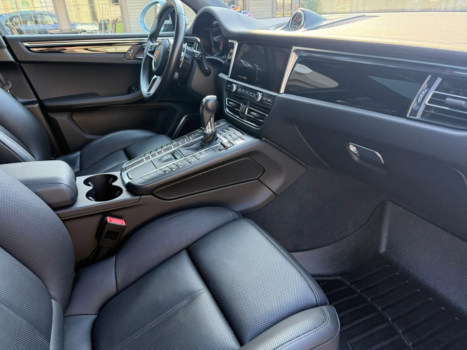 2020 Porsche Macan S - Image 29 of 31