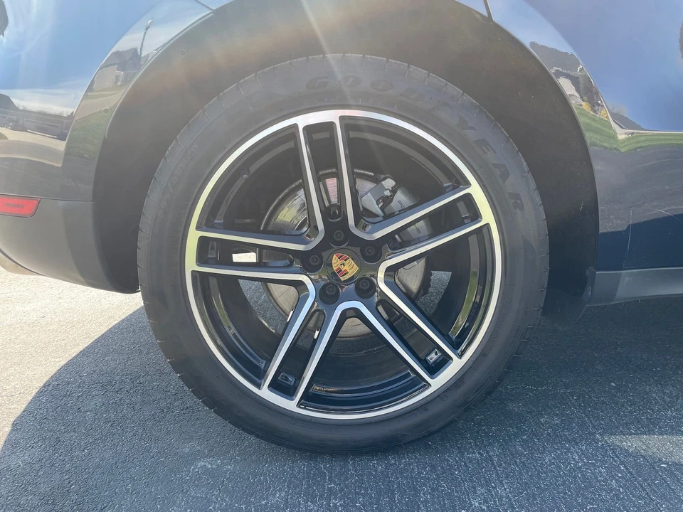 2020 Porsche Macan S - Image 11 of 22