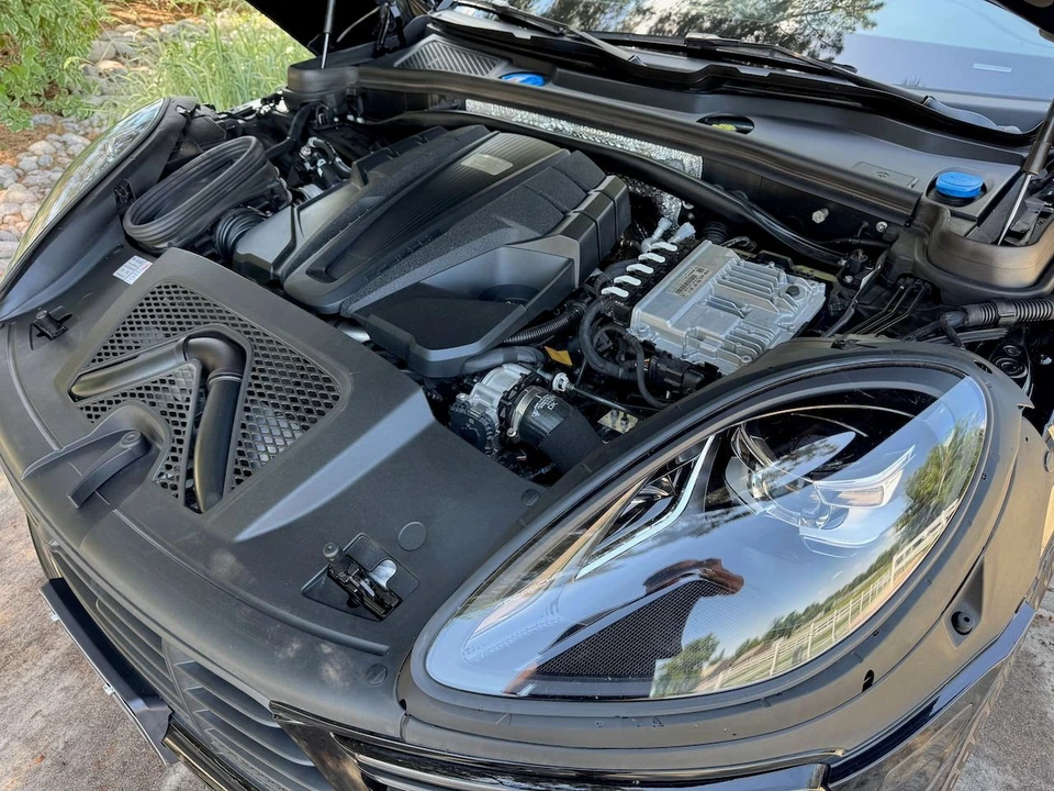 2020 Porsche Macan Turbo - Image 7 of 22