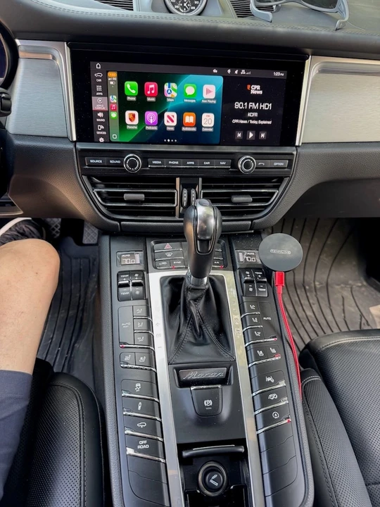 2020 Porsche Macan Turbo - Image 13 of 22