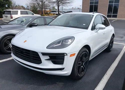 2020 Porsche Macan Turbo