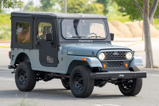 2020 Mahindra - Image 2 of 31