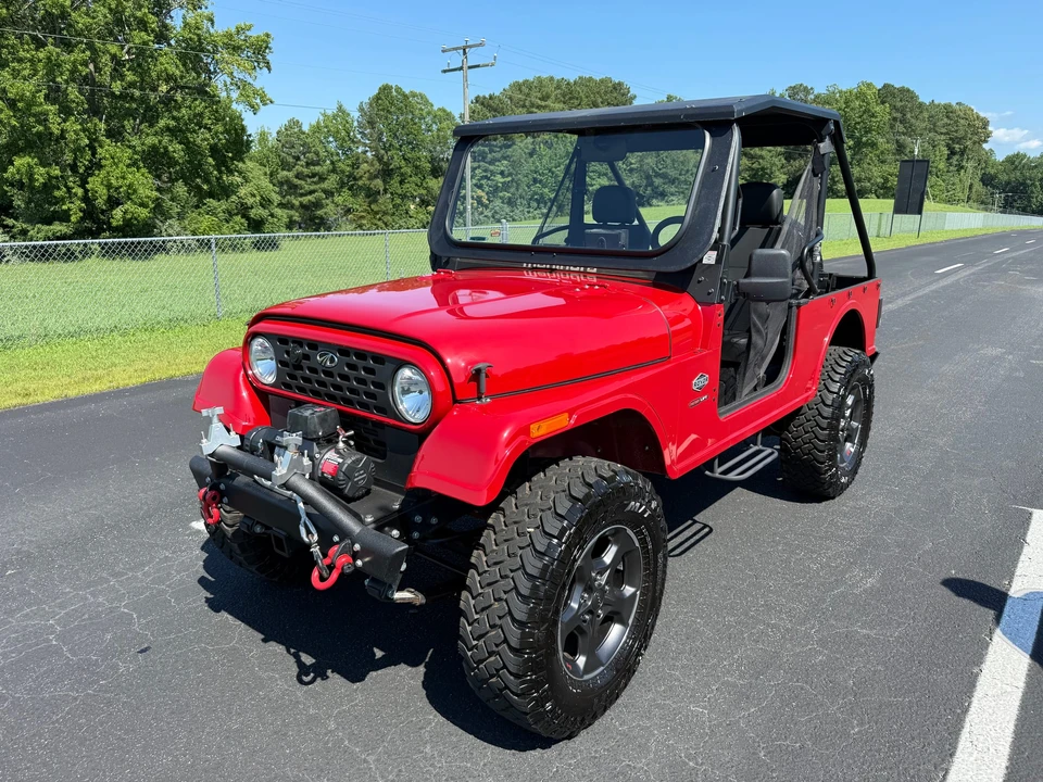 2020 Mahindra - Image 2 of 31