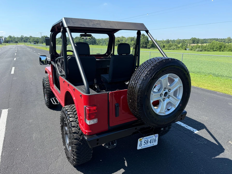 2020 Mahindra - Image 6 of 31