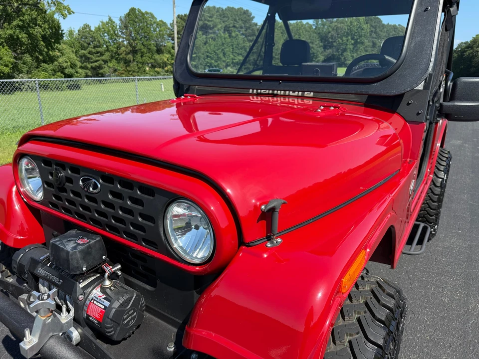 2020 Mahindra - Image 23 of 31