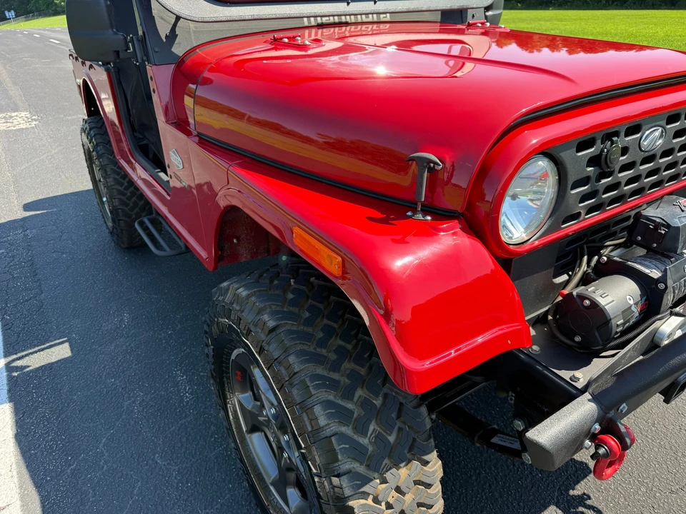 2020 Mahindra - Image 12 of 31