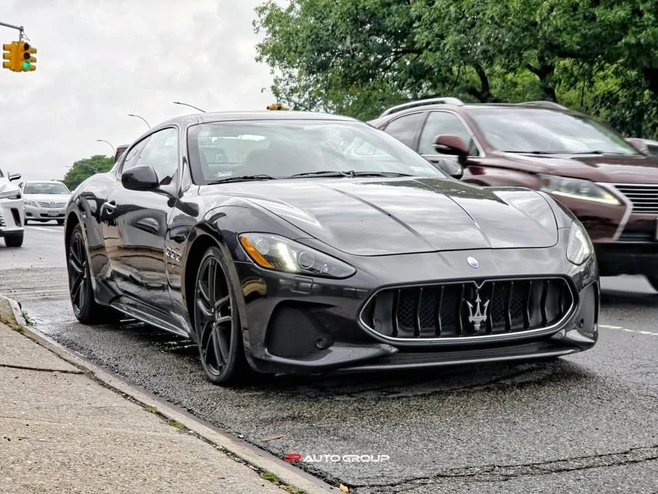 2020 Maserati GranTurismo - Image 2 of 19
