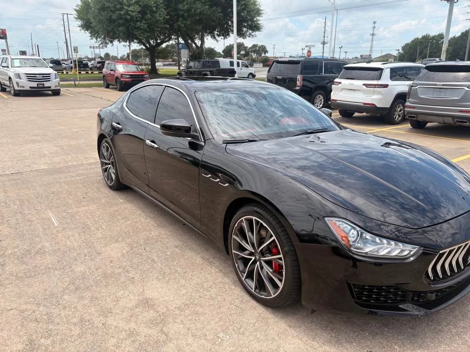 2020 Maserati Ghibli 3rd Gen - Image 2 of 15