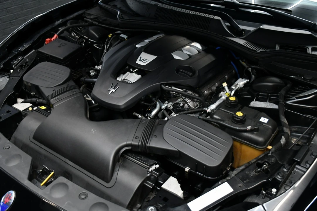 2020 Maserati Ghibli 3rd Gen - Image 12 of 21