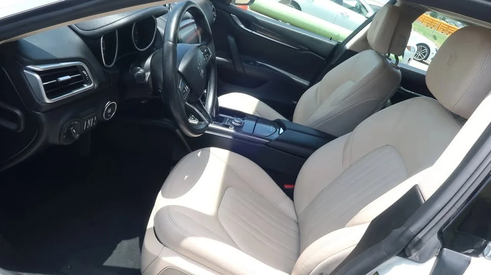 2020 Maserati Ghibli 3rd Gen - Image 16 of 20