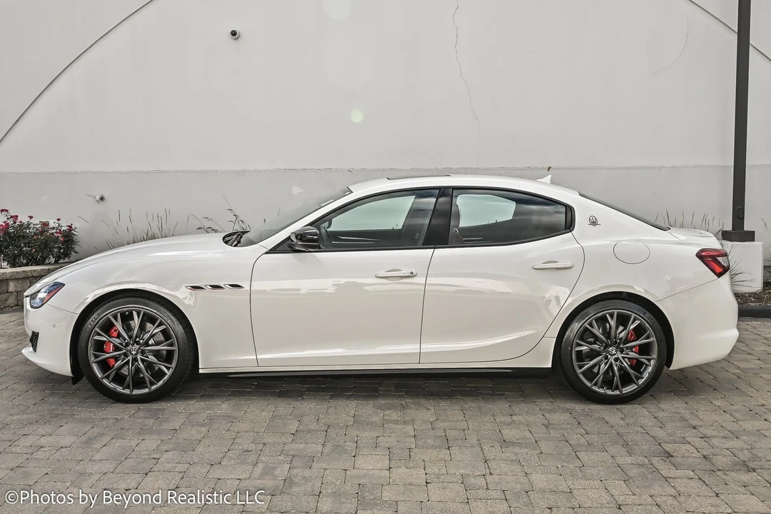 2020 Maserati Ghibli 3rd Gen - Image 5 of 21