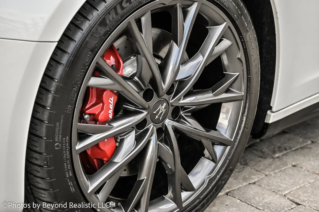2020 Maserati Ghibli 3rd Gen - Image 13 of 21