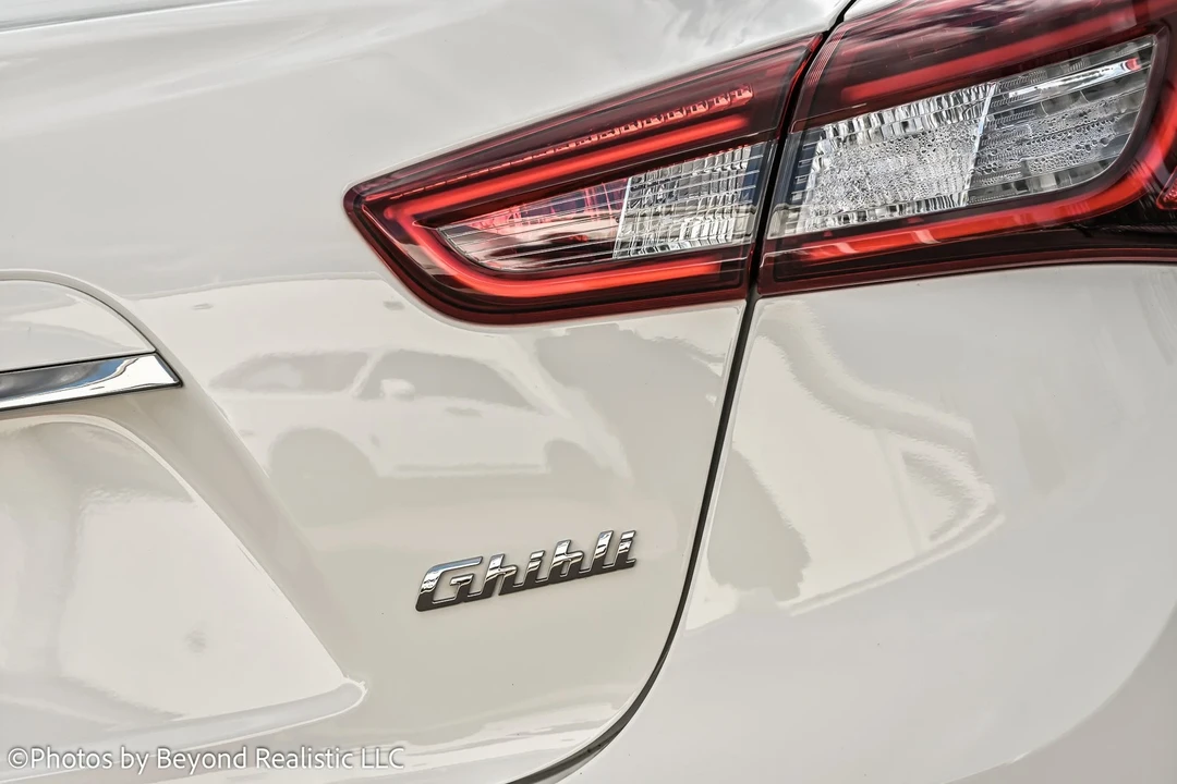 2020 Maserati Ghibli 3rd Gen - Image 17 of 21